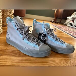 Men’s grey and blue Converse All Star NEW